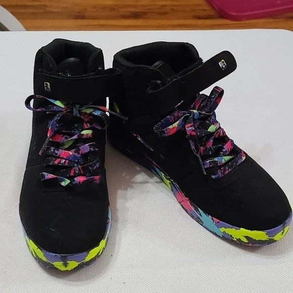 Fila Vulc 13 Paintball YOUTH Sneakers Shoes Black W/Florescent Splashes Sz 5 EUC - Picture 1 of 10